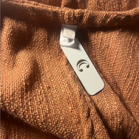 NWT Hooded Poncho Kimono coastal Beachey open raw hem fringe OS rust orange - Picture 7 of 8